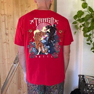 LIMITED EDITION Tango Hotel Tokyo Vacation Tee XL
